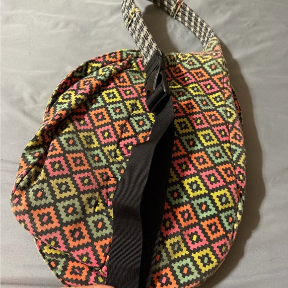 Kavu Multicolor Geometric Backpack - Picture 3 of 12